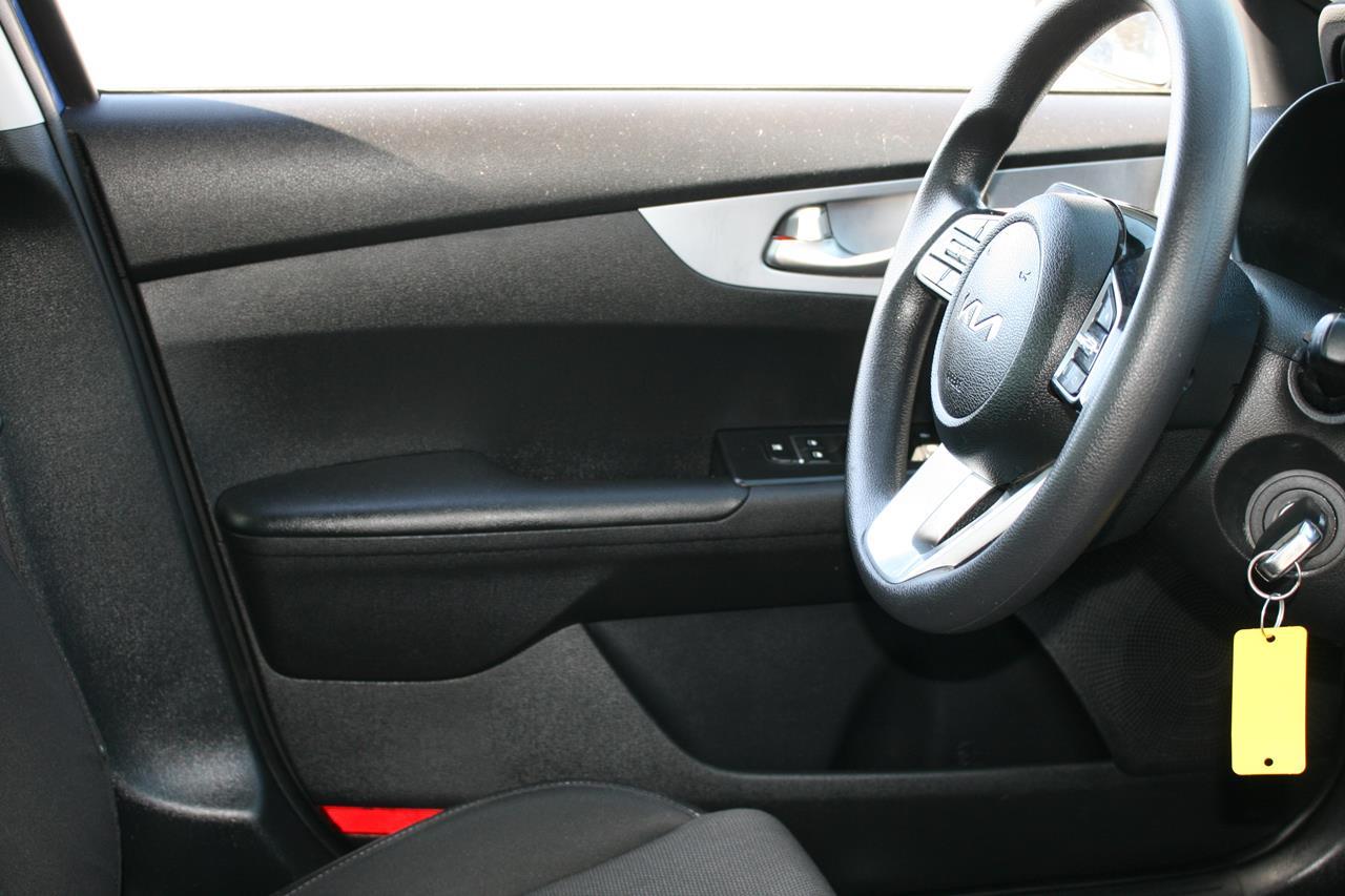Kia Forte LXS IVT 2022