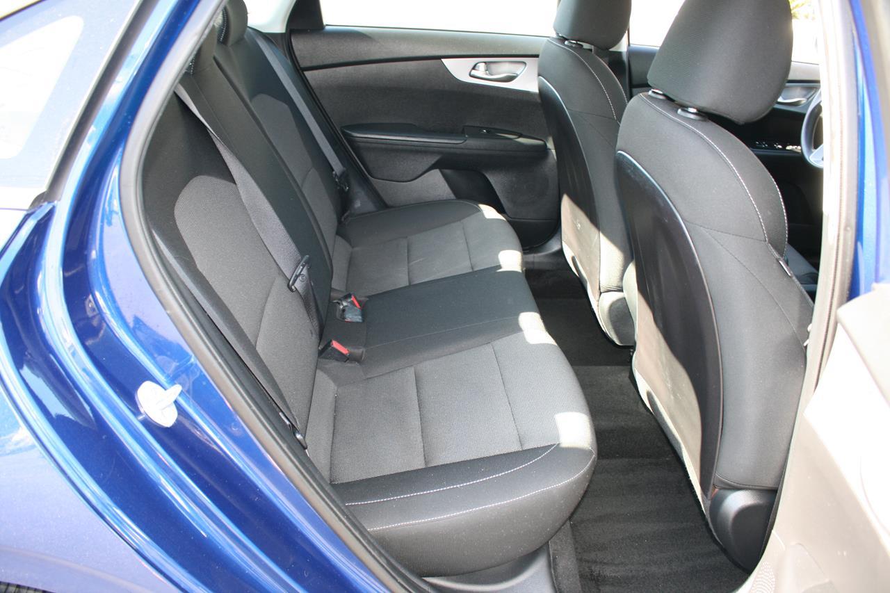 Kia Forte LXS IVT 2022