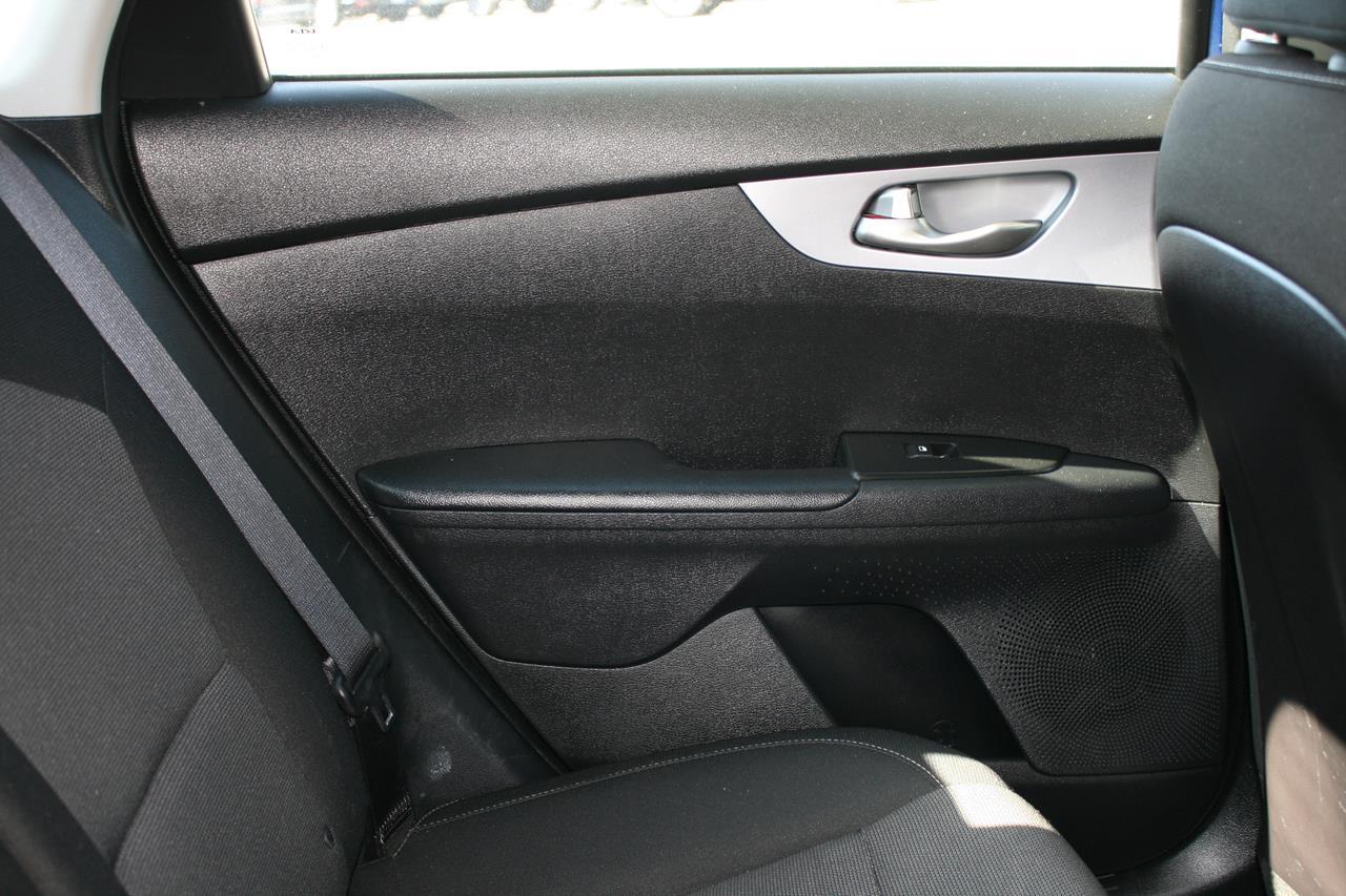 Kia Forte LXS IVT 2022