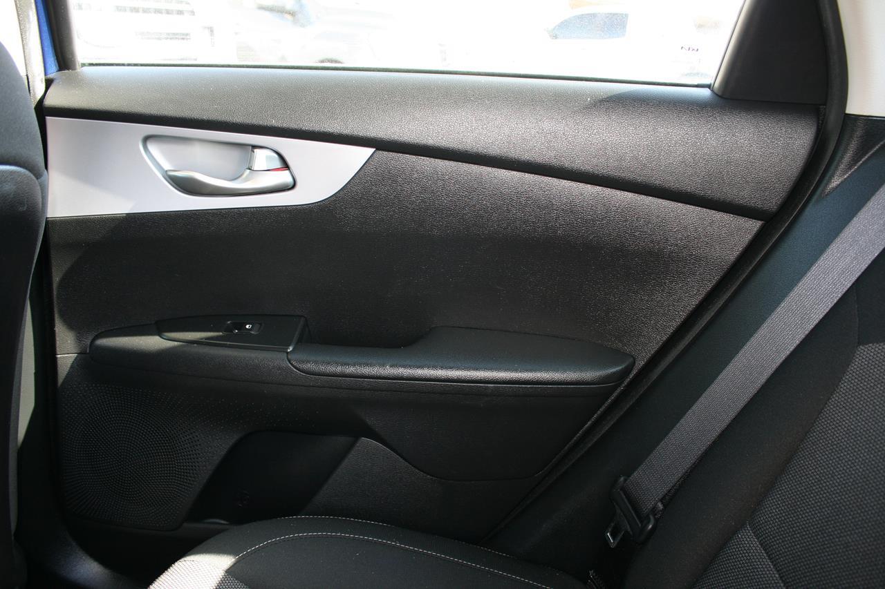 Kia Forte LXS IVT 2022