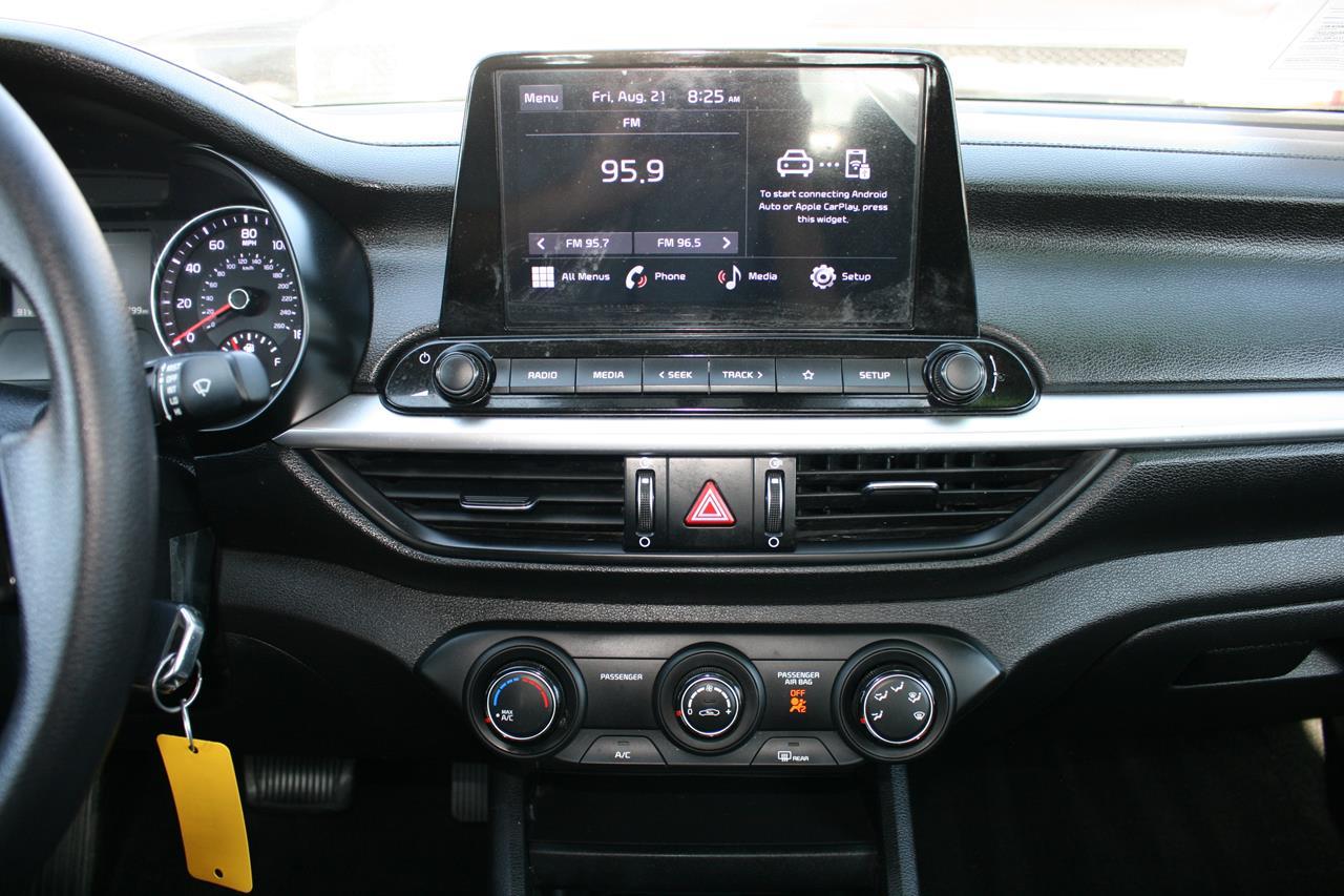 Kia Forte LXS IVT 2022