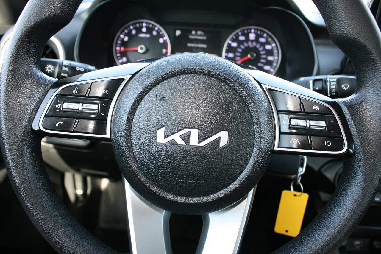 Kia Forte LXS IVT 2022