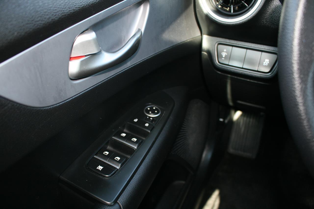 Kia Forte LXS IVT 2022