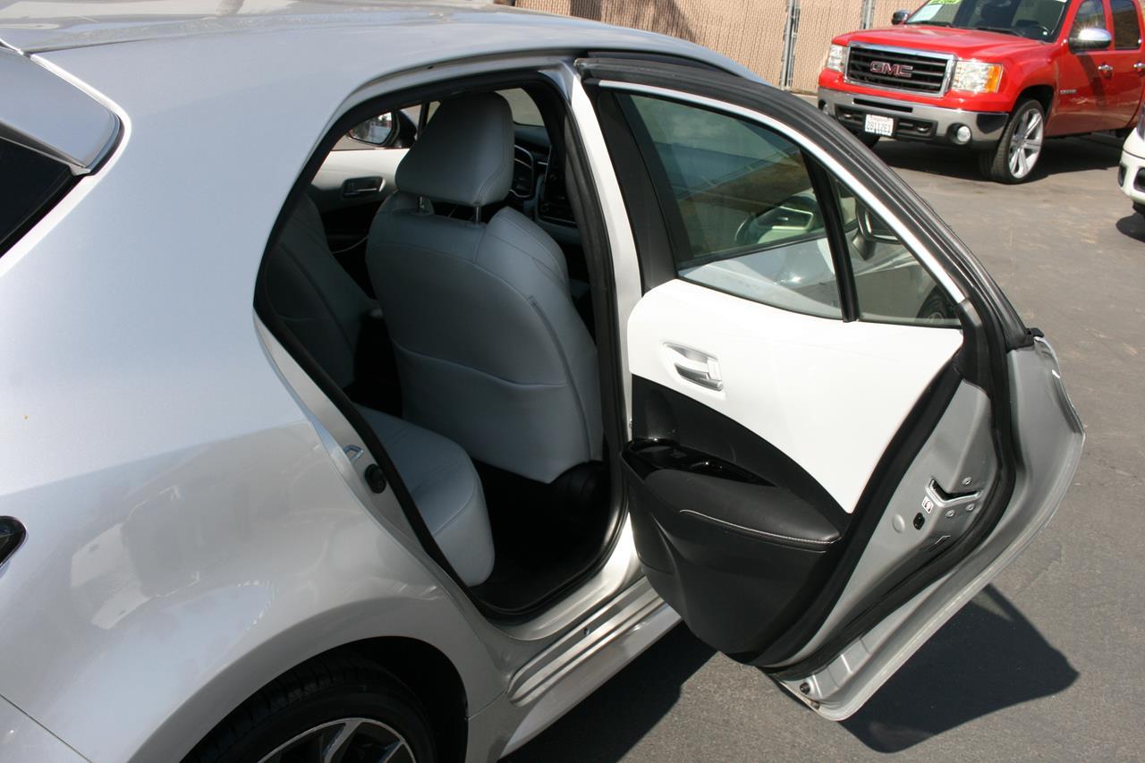 Toyota Corolla Hatchback XSE CVT (Natl) 2019