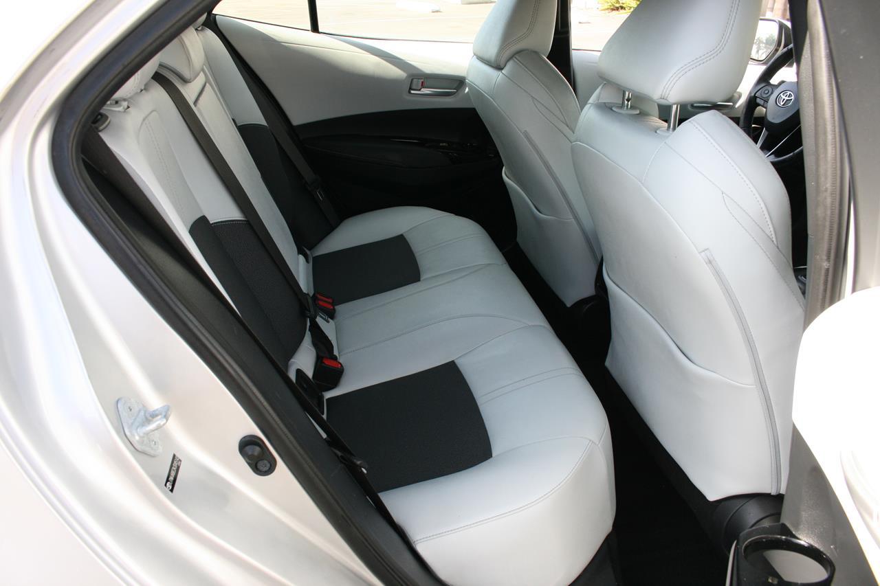 Toyota Corolla Hatchback XSE CVT (Natl) 2019