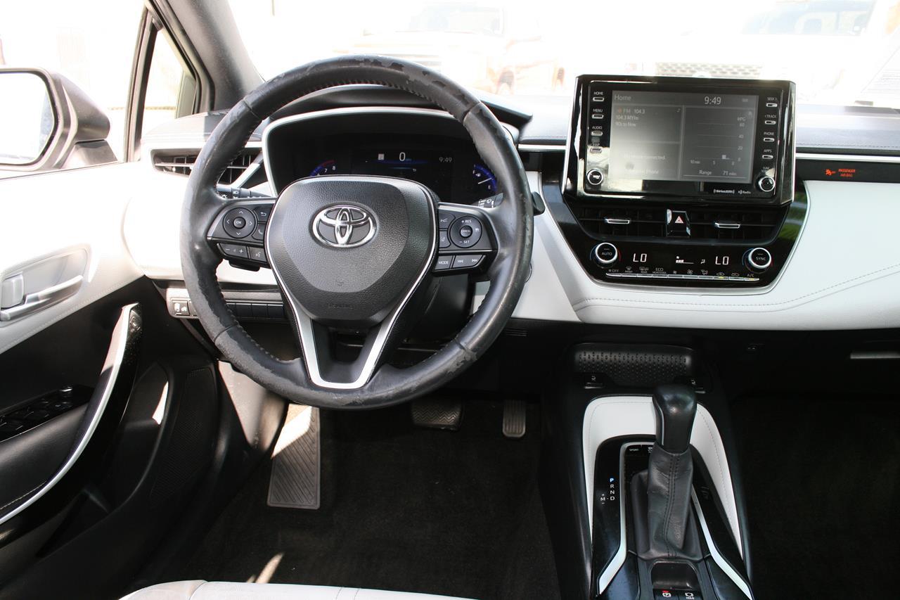 Toyota Corolla Hatchback XSE CVT (Natl) 2019