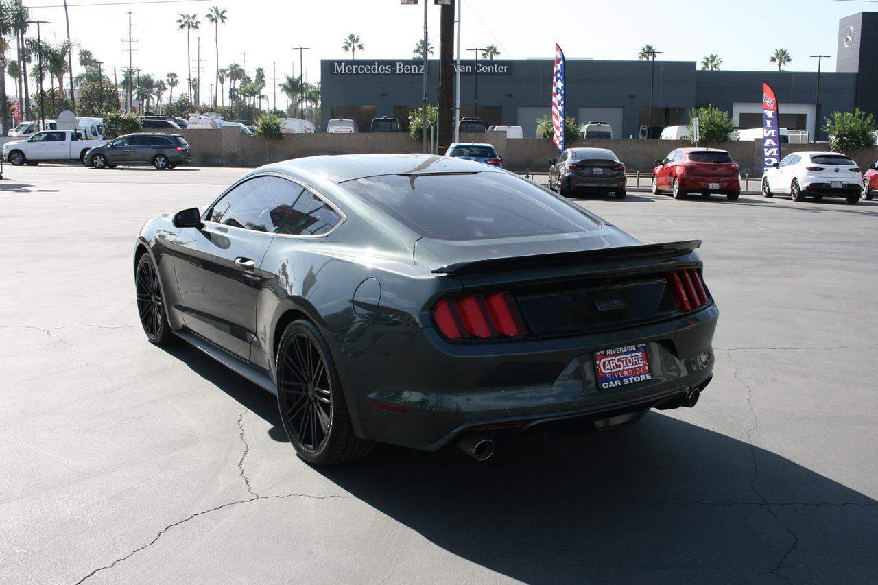 Ford Mustang 2dr Fastback V6 2016