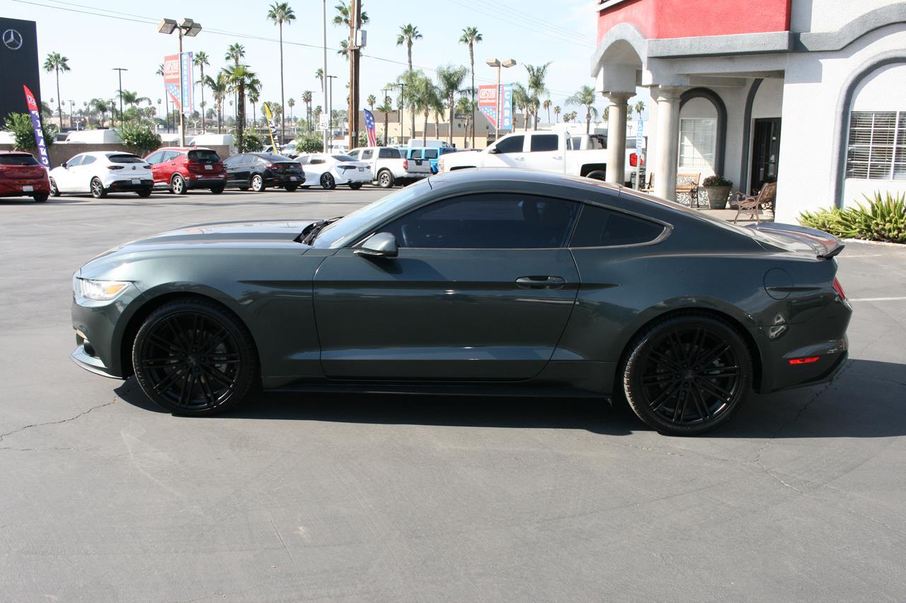 Ford Mustang 2dr Fastback V6 2016