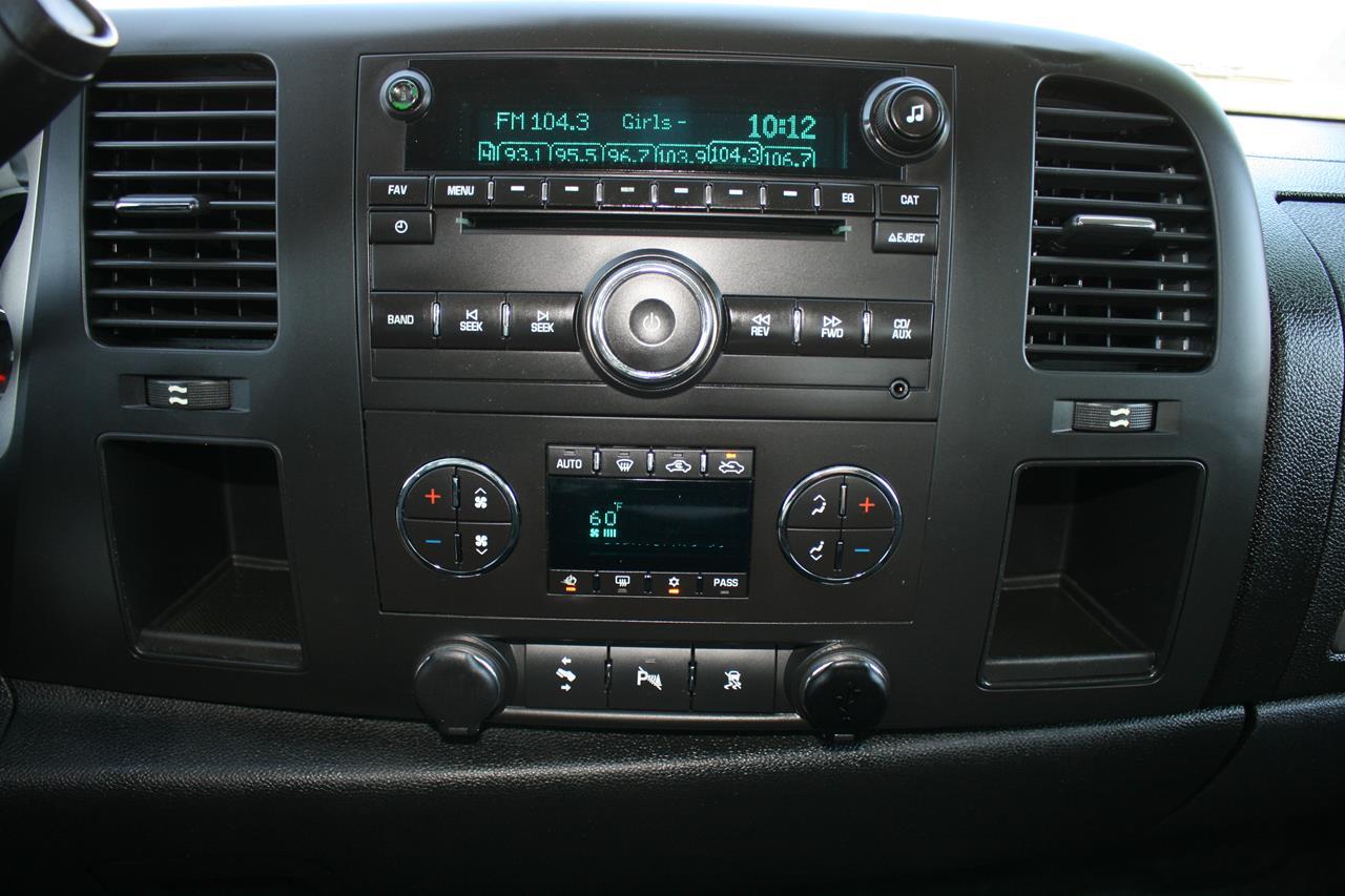 GMC Sierra 1500 2WD Crew Cab 143.5" SLE 2011