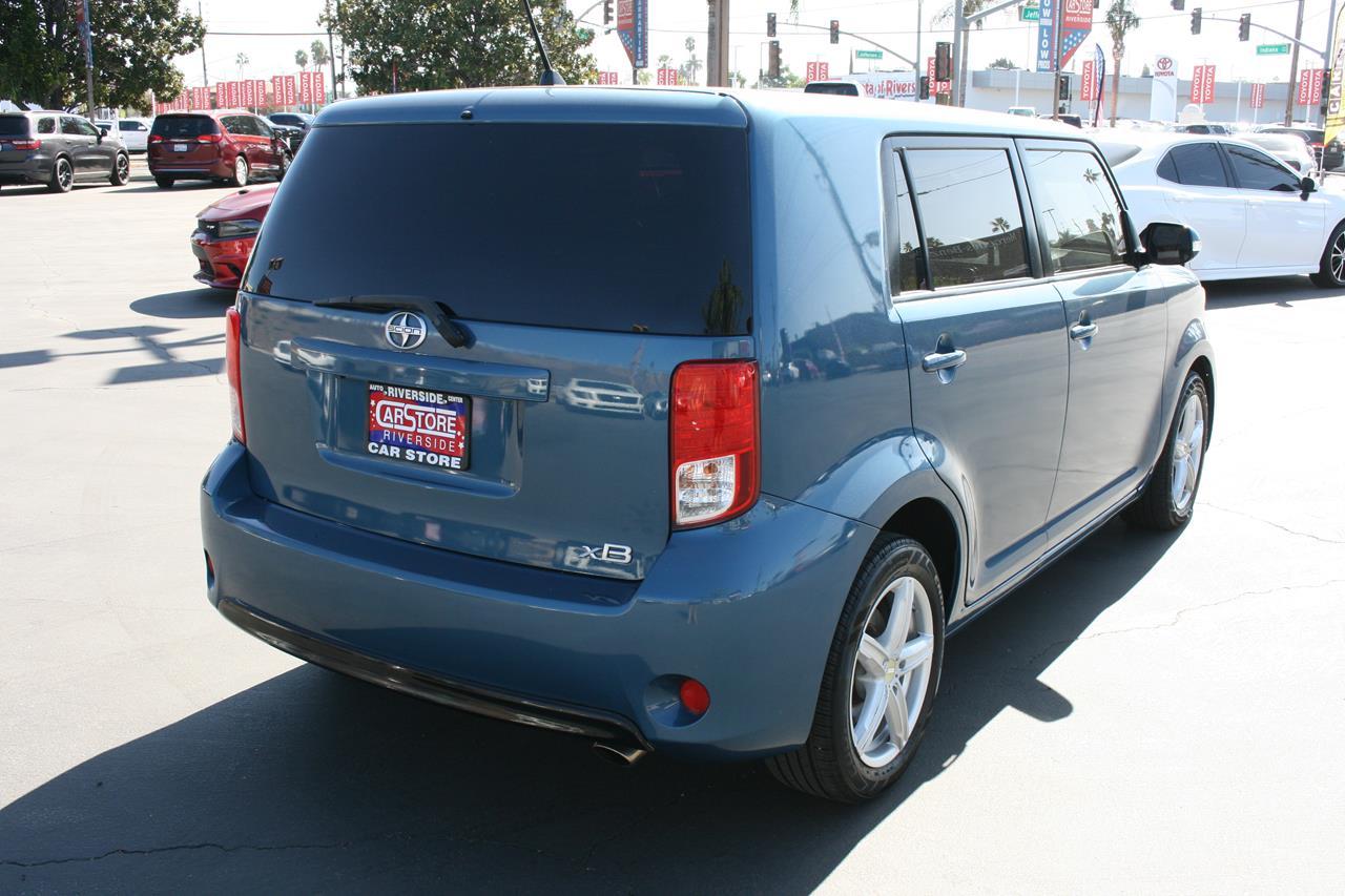 Scion xB 5dr Wgn Auto (Natl) 2015