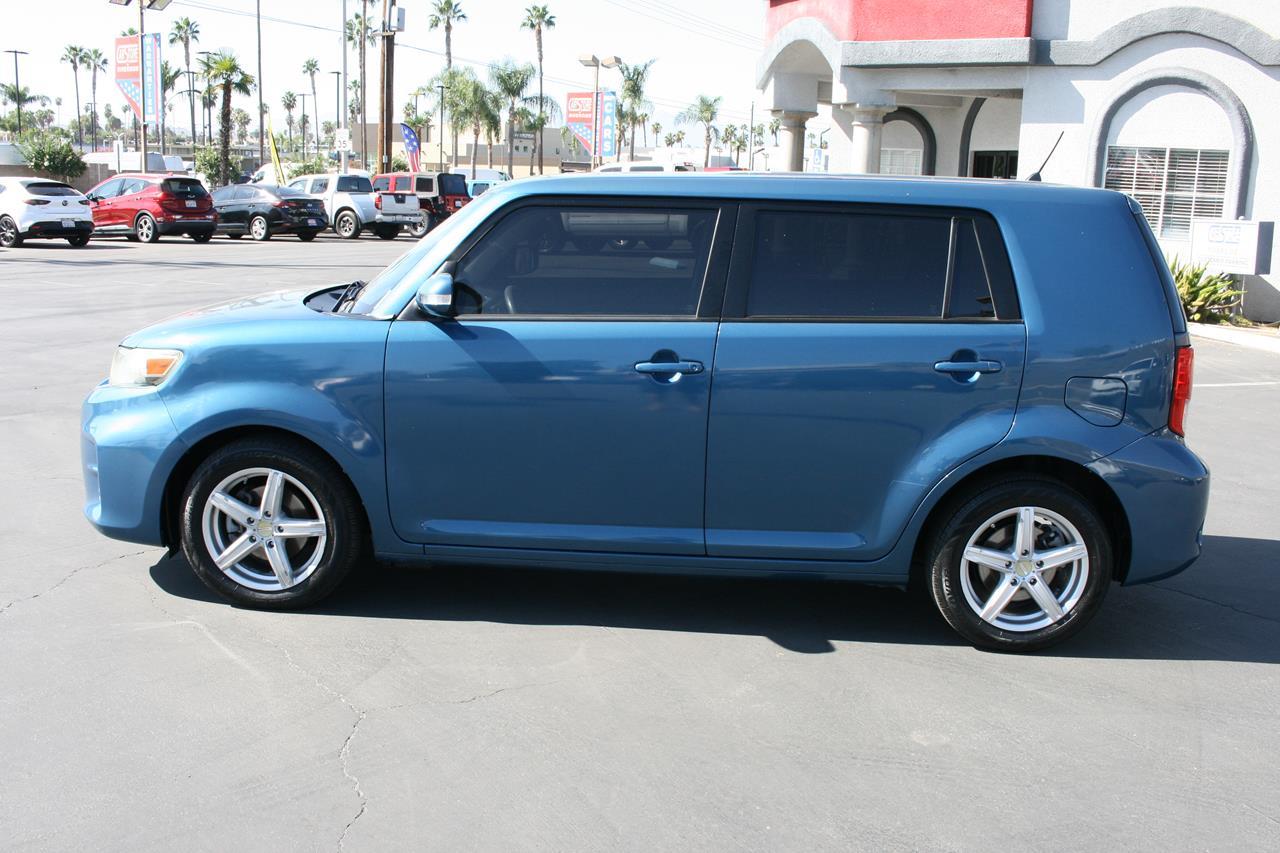 Scion xB 5dr Wgn Auto (Natl) 2015