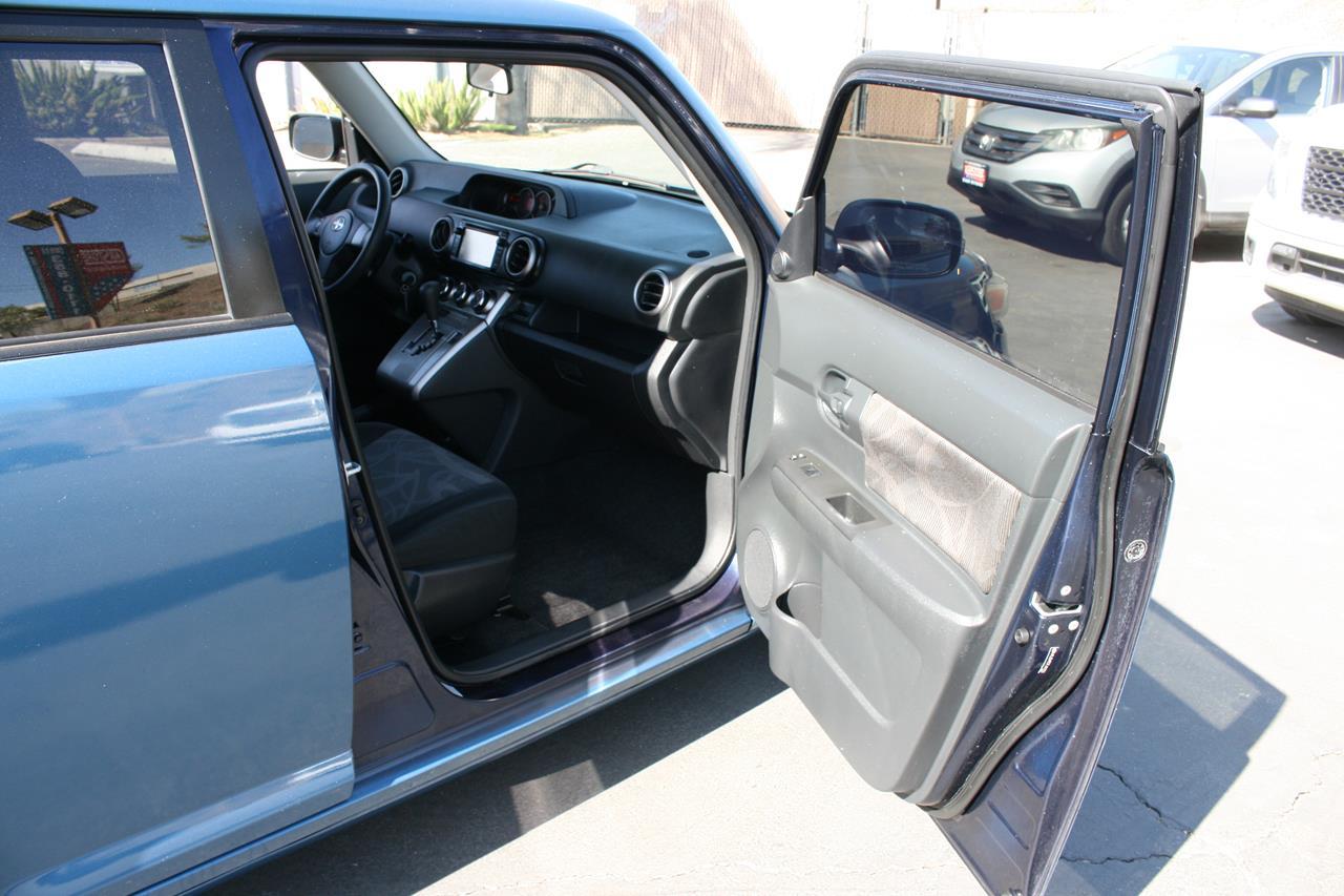 Scion xB 5dr Wgn Auto (Natl) 2015