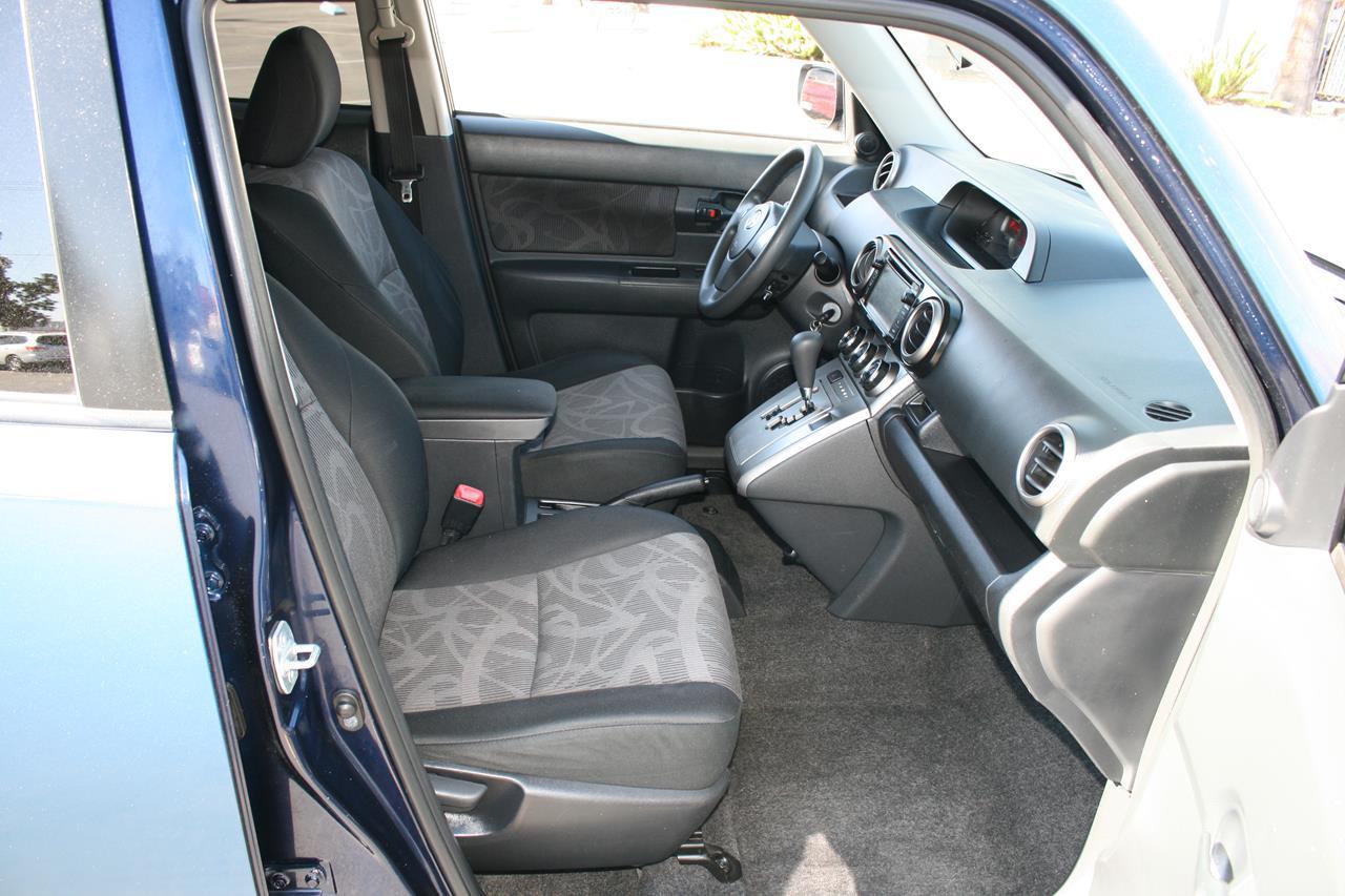Scion xB 5dr Wgn Auto (Natl) 2015