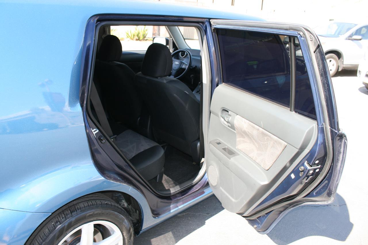 Scion xB 5dr Wgn Auto (Natl) 2015