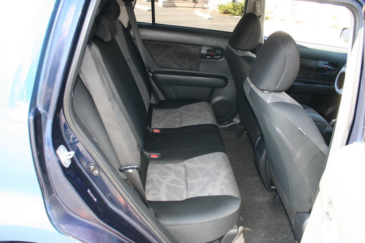Scion xB 5dr Wgn Auto (Natl) 2015