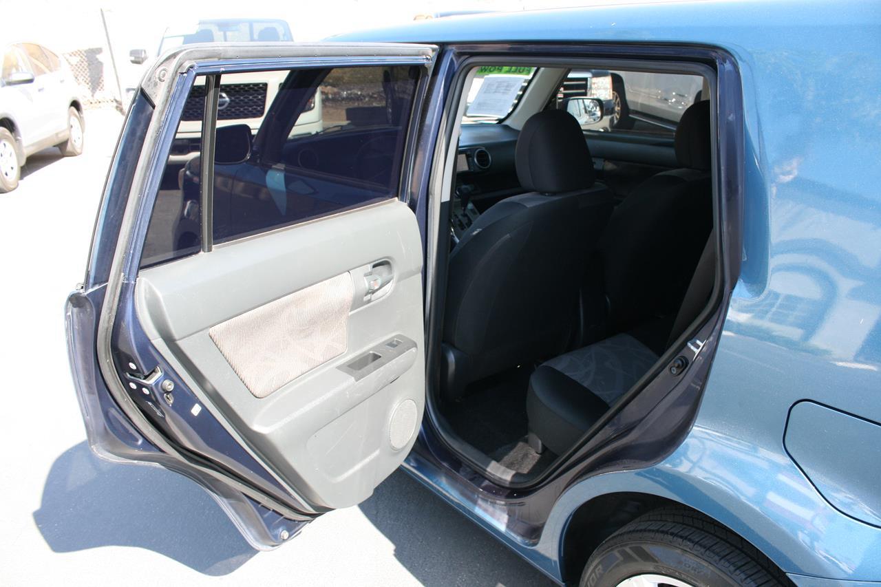 Scion xB 5dr Wgn Auto (Natl) 2015