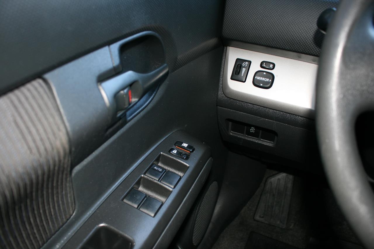 Scion xB 5dr Wgn Auto (Natl) 2015