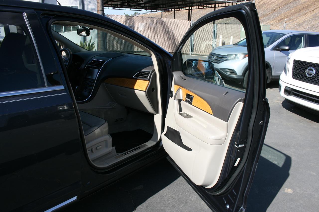 Lincoln MKX AWD 4dr 2013