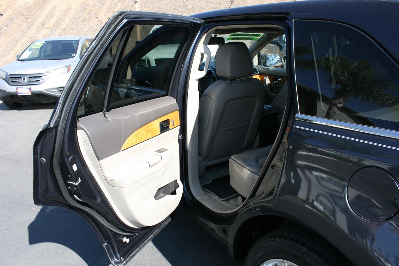 Lincoln MKX AWD 4dr 2013