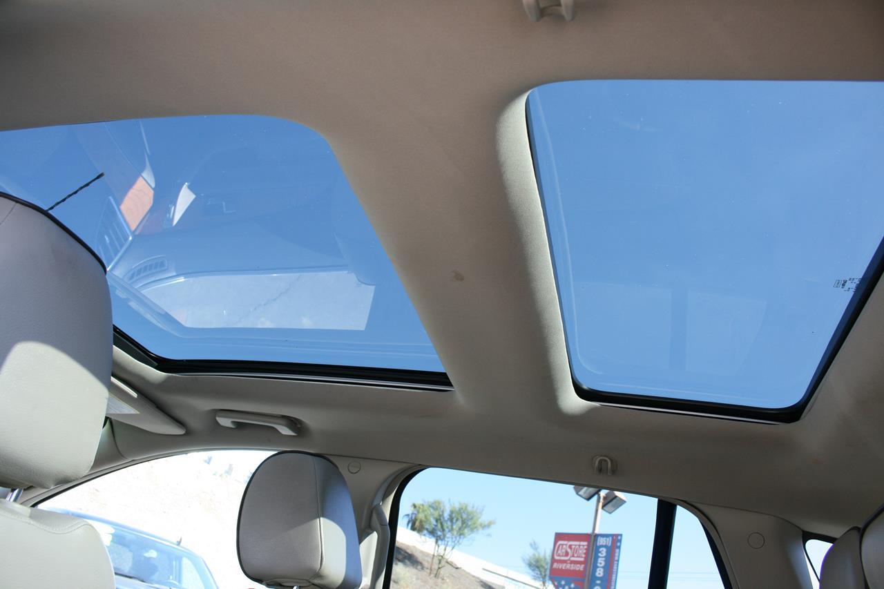 Lincoln MKX AWD 4dr 2013