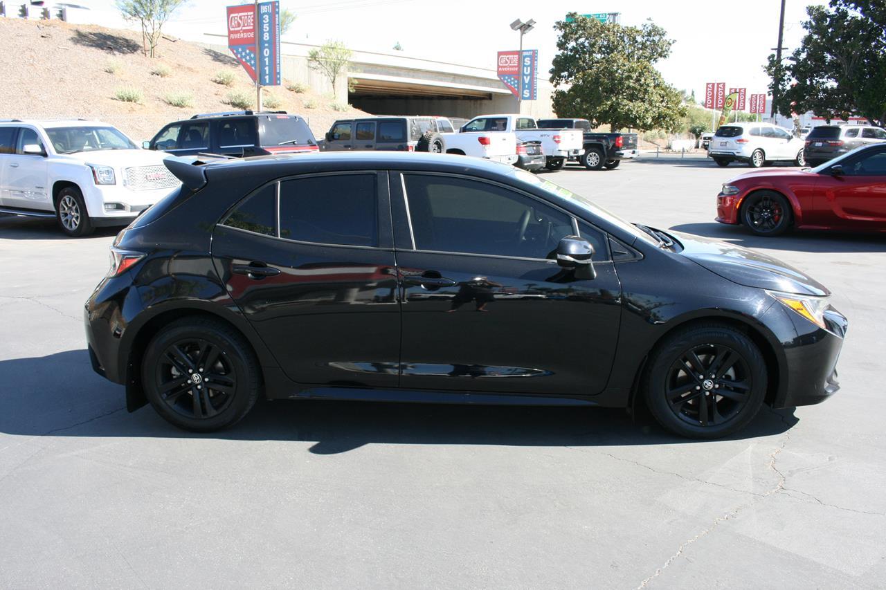 Toyota Corolla Hatchback SE CVT (Natl) 2019