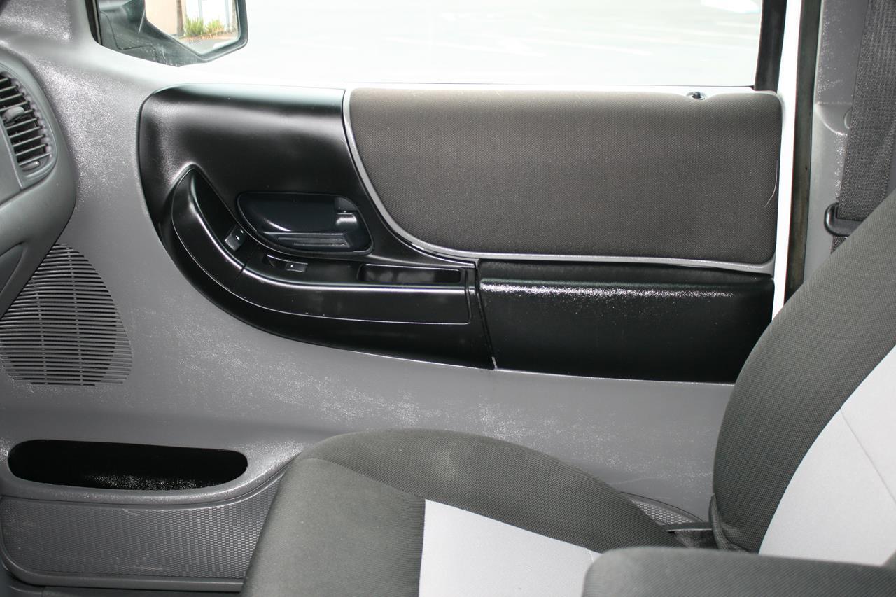 Ford Ranger 2WD 4dr SuperCab 126" XLT 2009
