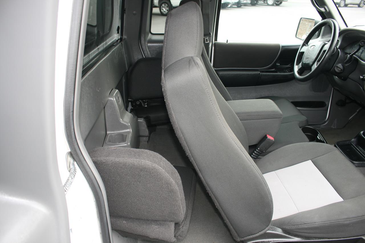Ford Ranger 2WD 4dr SuperCab 126" XLT 2009