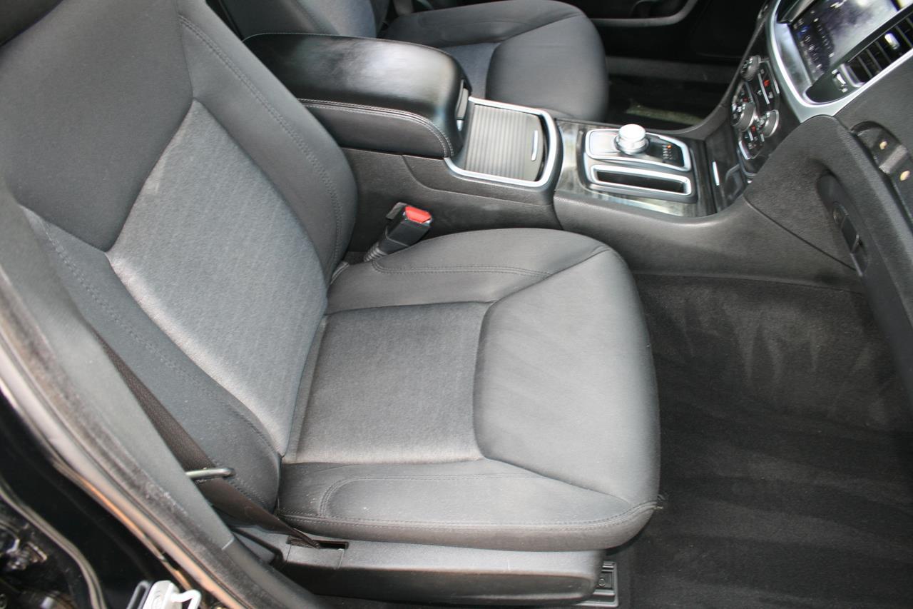 Chrysler 300 Touring RWD 2019