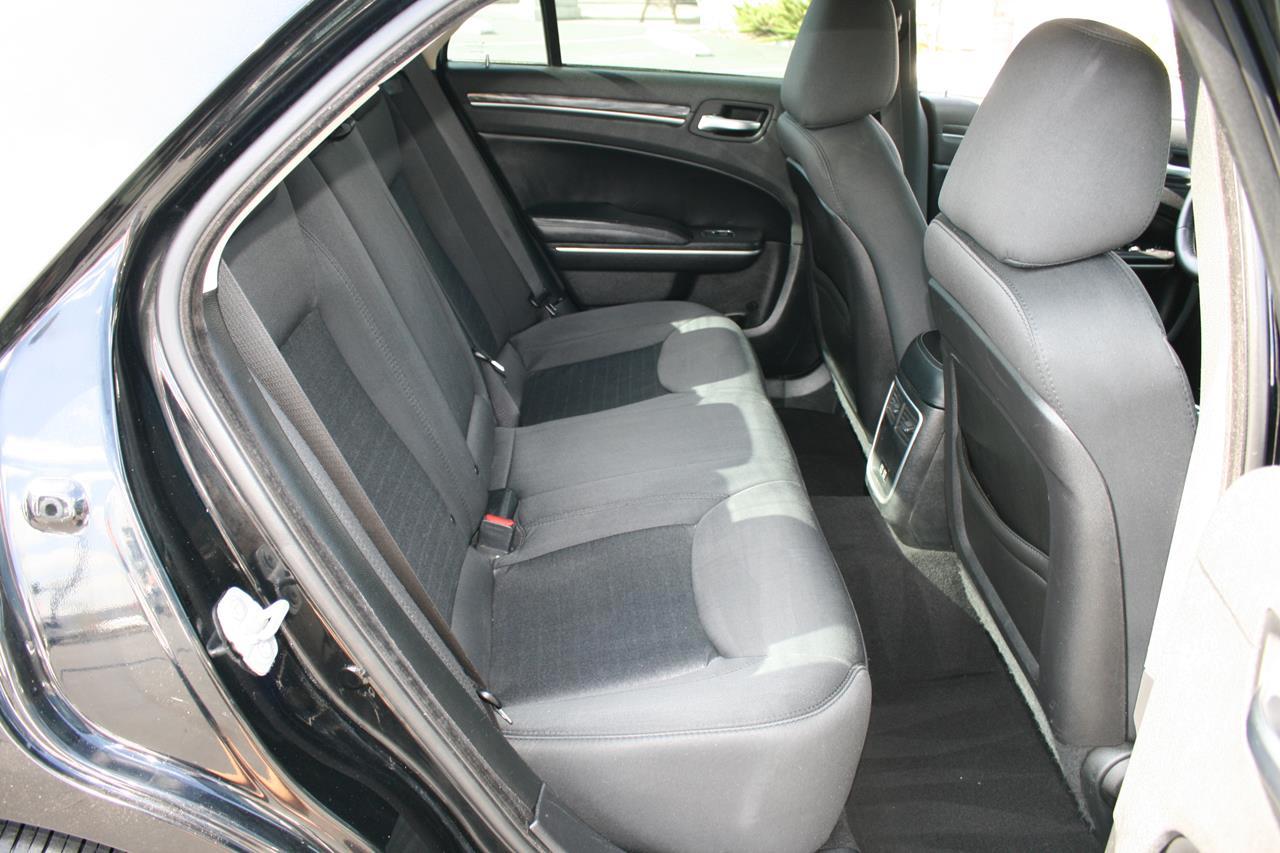 Chrysler 300 Touring RWD 2019