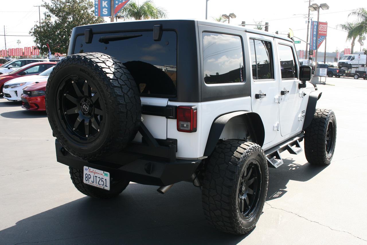 Jeep Wrangler Unlimited 4WD 4dr Sport 2015