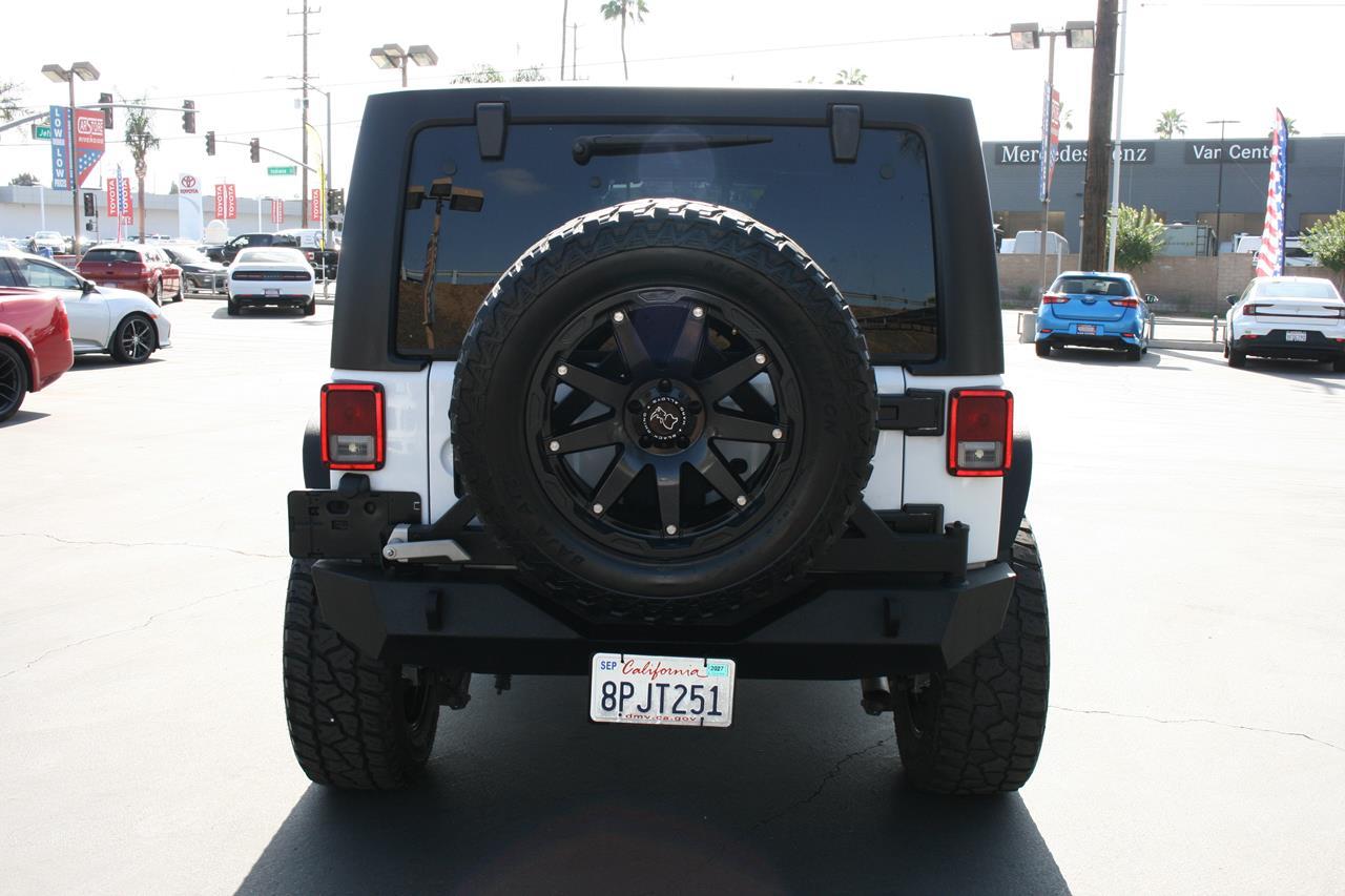 Jeep Wrangler Unlimited 4WD 4dr Sport 2015