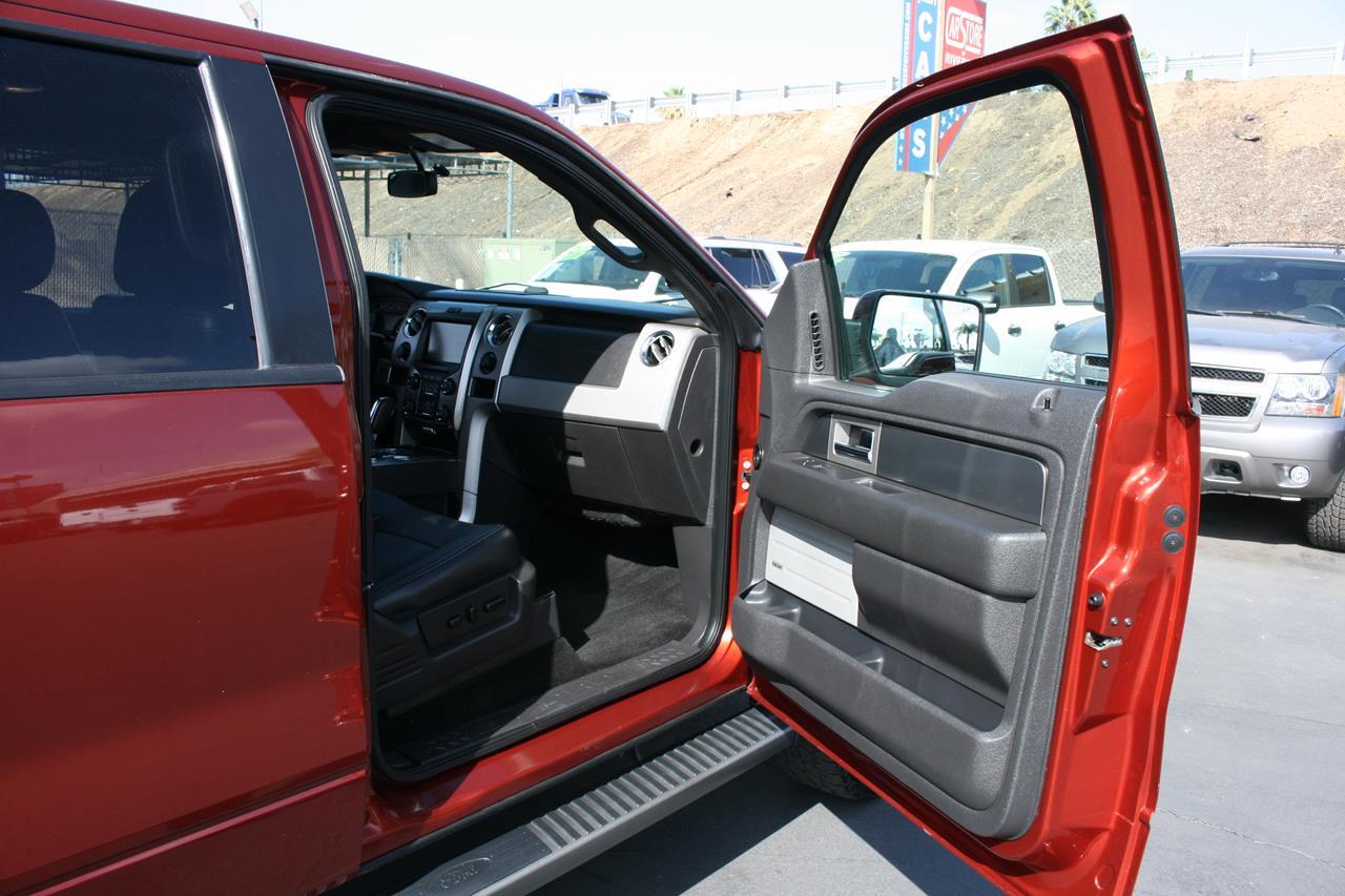 Ford F-150 4WD SuperCrew 145" Lariat 2014