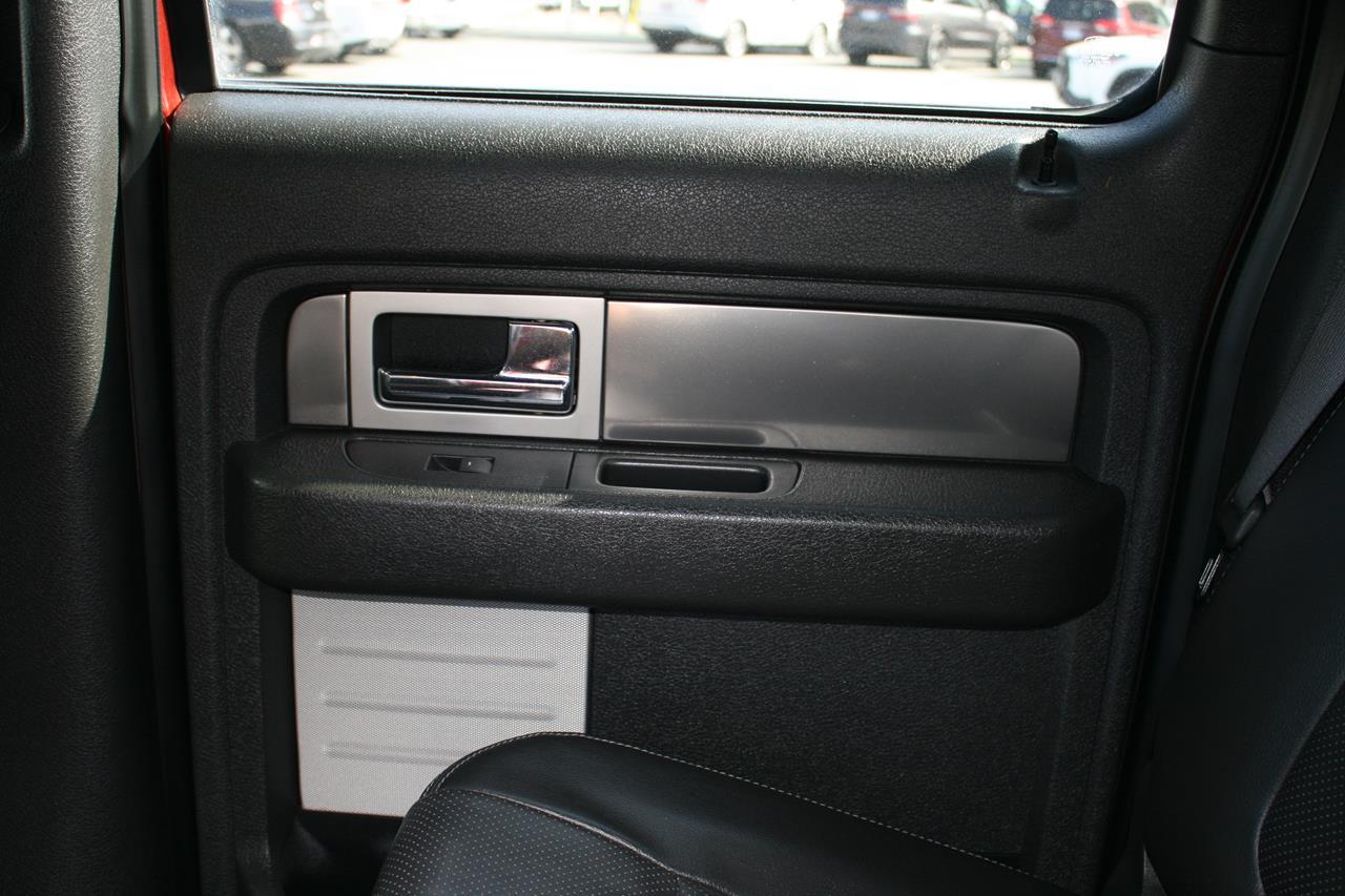 Ford F-150 4WD SuperCrew 145" Lariat 2014
