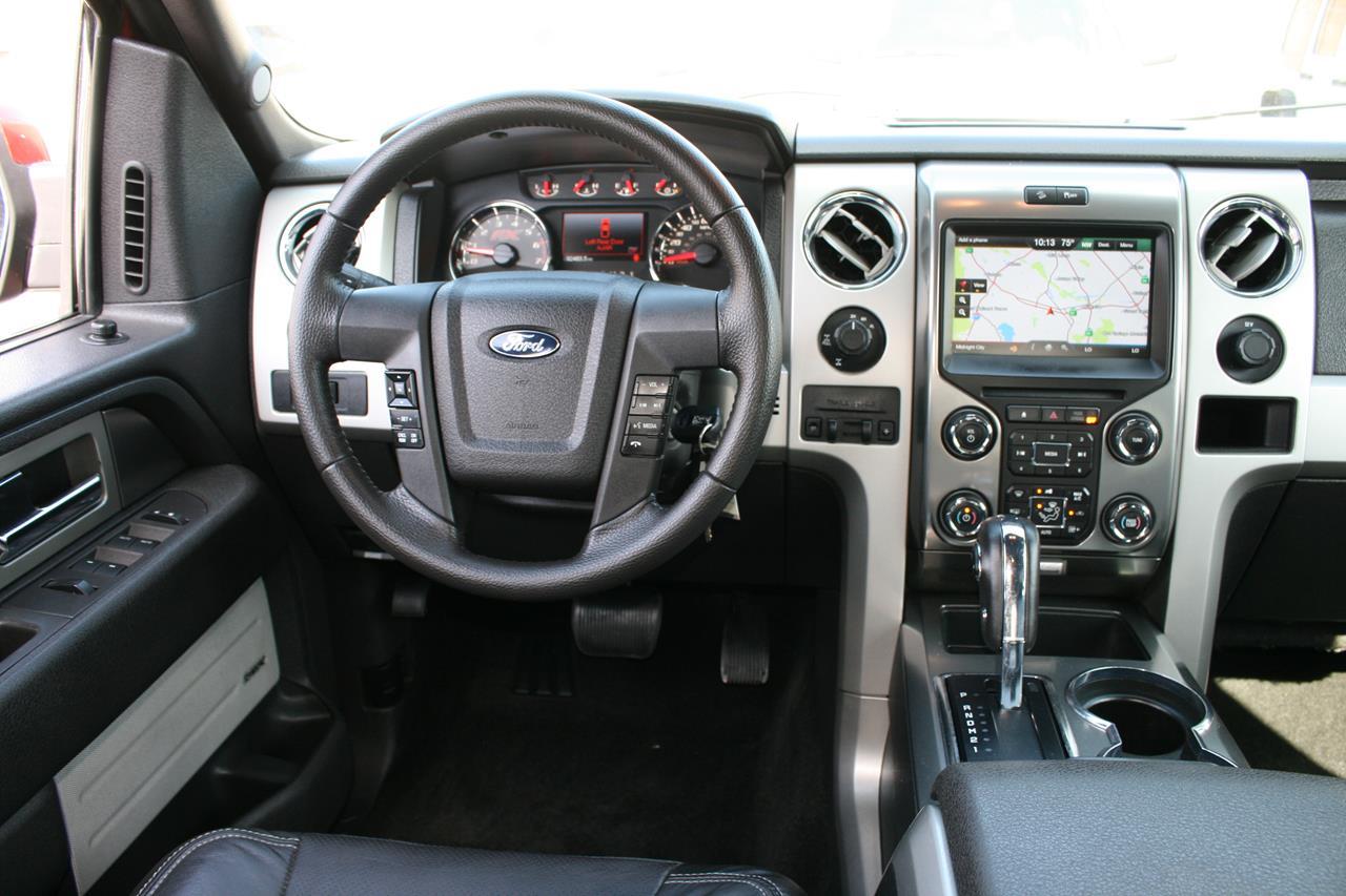 Ford F-150 4WD SuperCrew 145" Lariat 2014