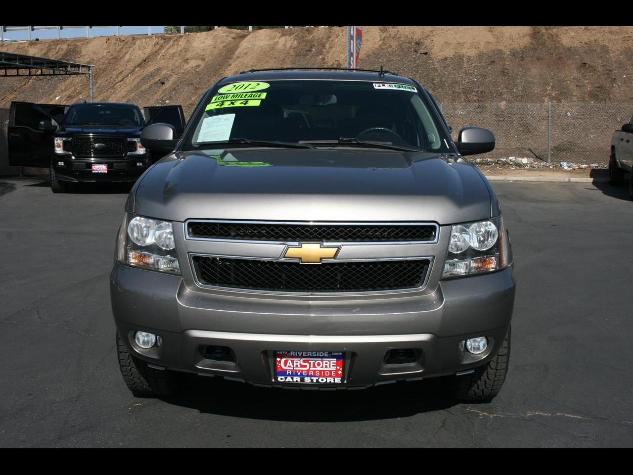 Chevrolet Suburban 4WD 4dr 1500 LT 2012