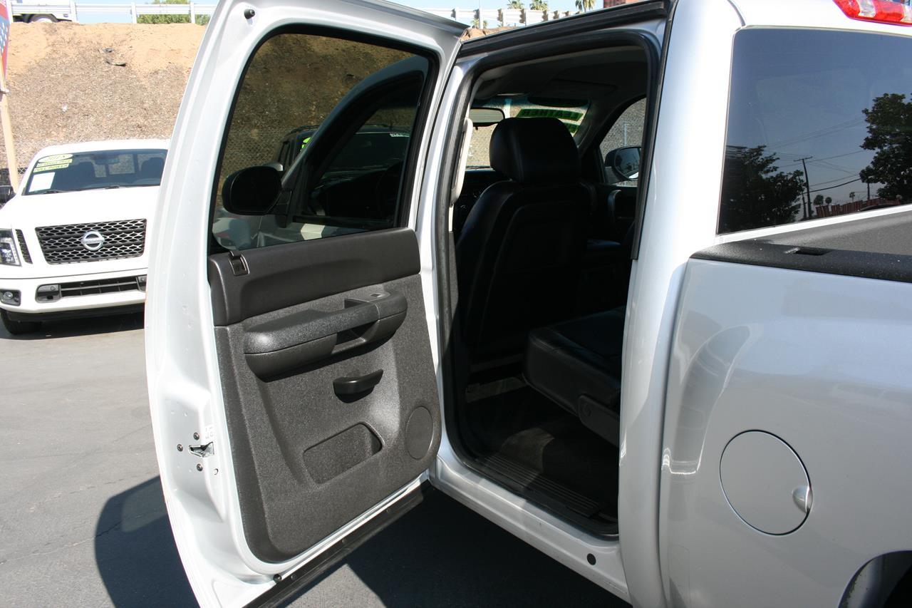 Chevrolet Silverado 1500 2WD Crew Cab 143.5" LT 2012