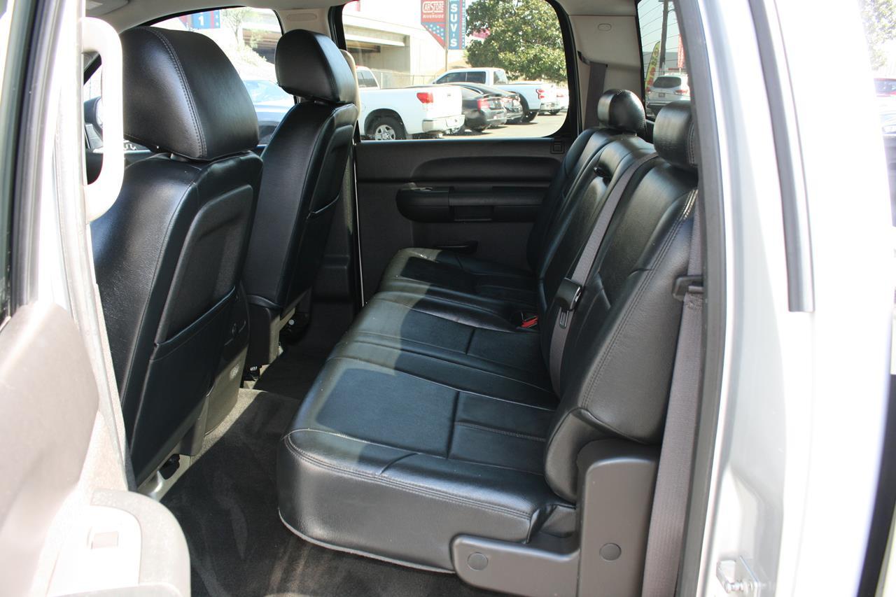 Chevrolet Silverado 1500 2WD Crew Cab 143.5" LT 2012