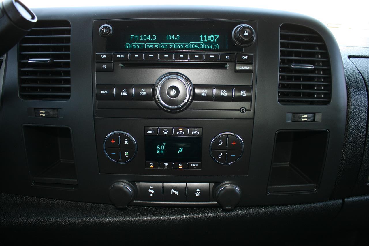Chevrolet Silverado 1500 2WD Crew Cab 143.5" LT 2012