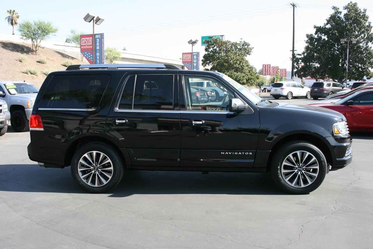 Lincoln Navigator 2WD 4dr Select 2016