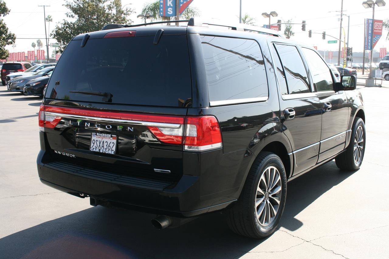 Lincoln Navigator 2WD 4dr Select 2016