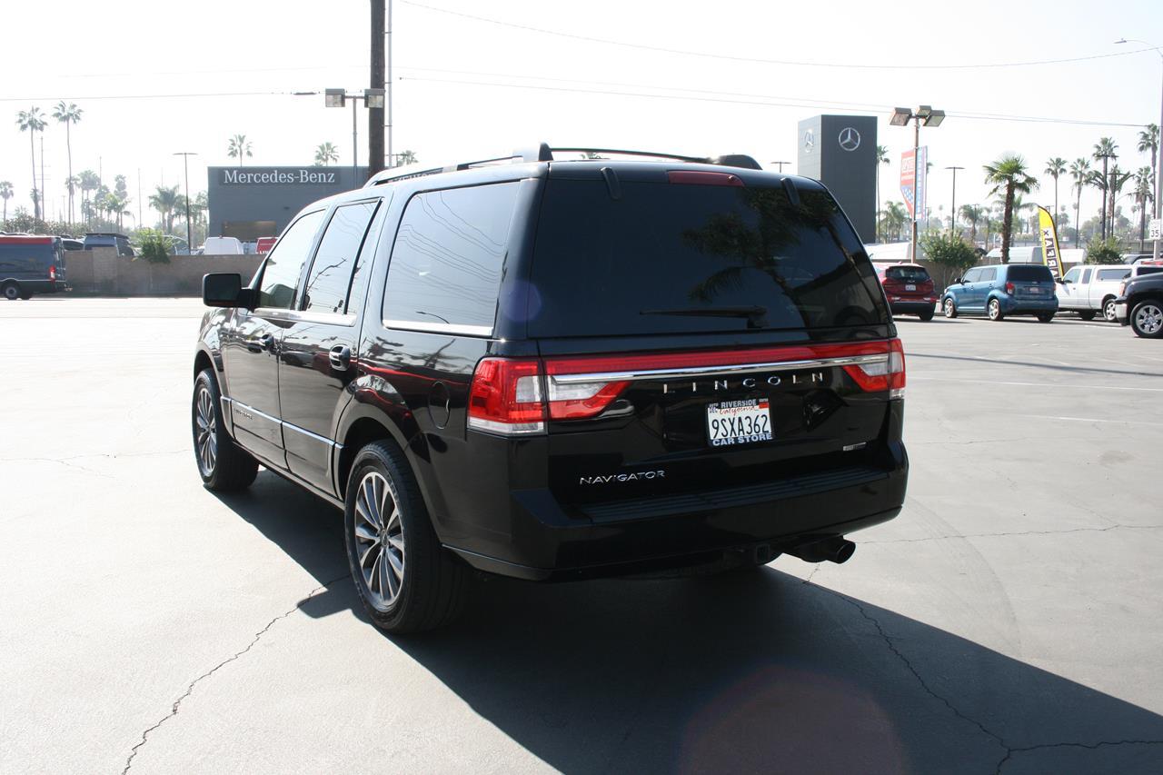 Lincoln Navigator 2WD 4dr Select 2016