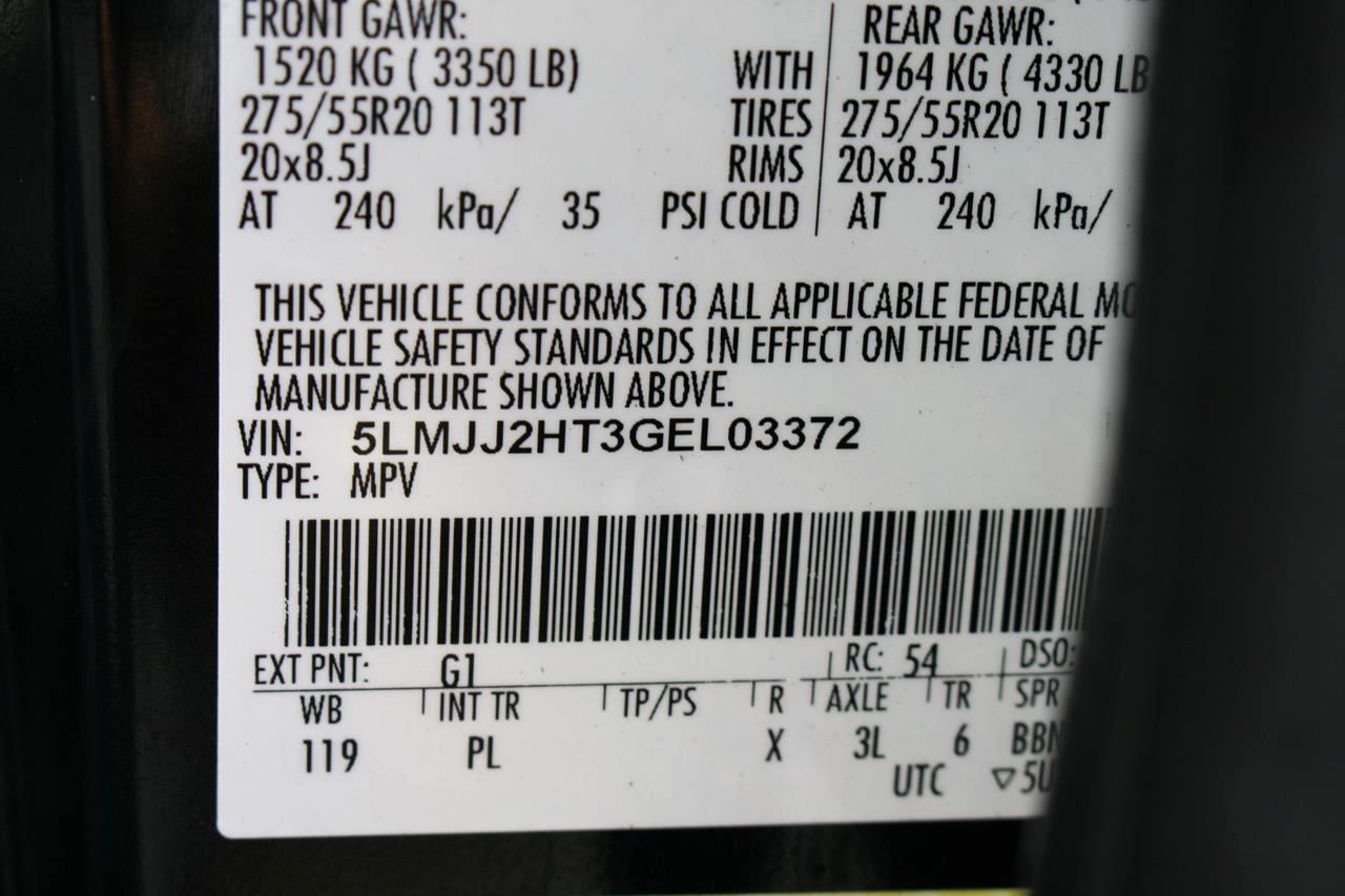 Lincoln Navigator 2WD 4dr Select 2016