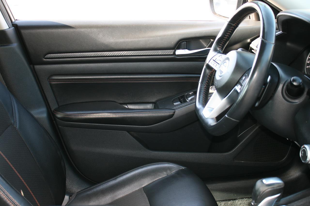 Nissan Altima 2.5 SR Sedan 2020