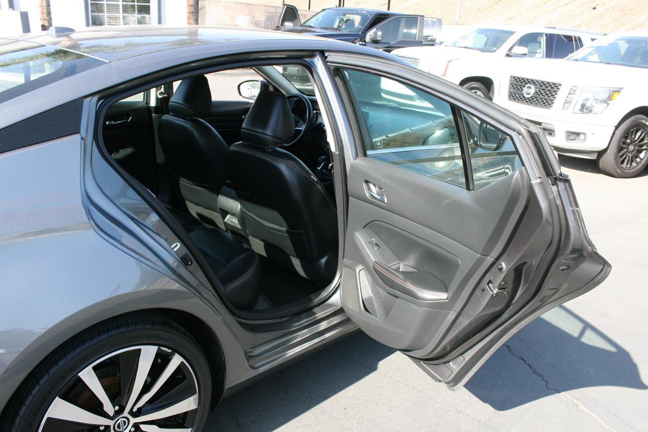 Nissan Altima 2.5 SR Sedan 2020