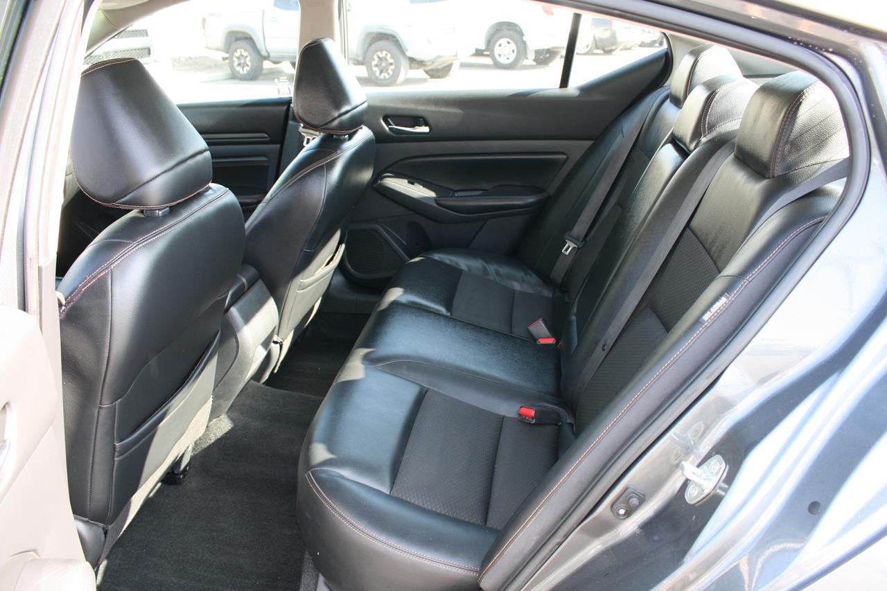 Nissan Altima 2.5 SR Sedan 2020