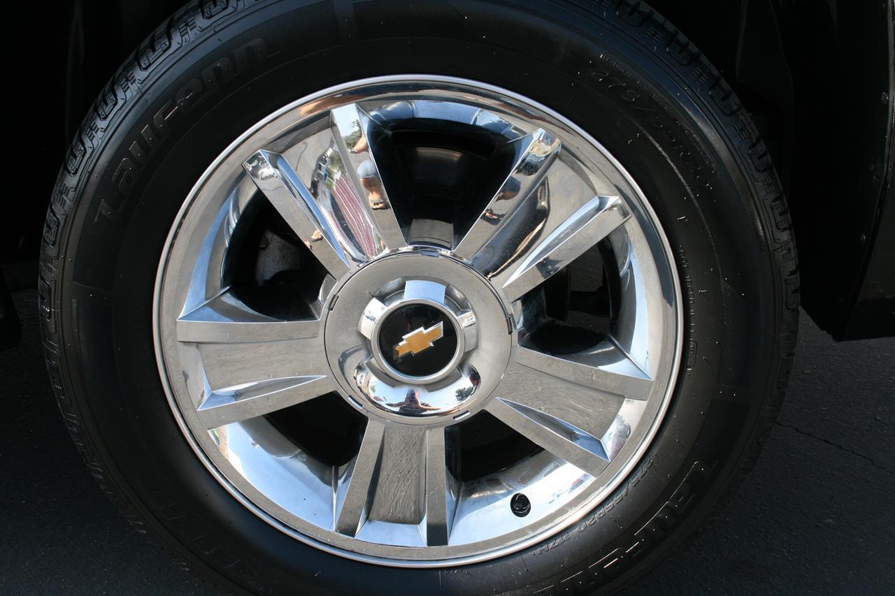 Chevrolet Tahoe 2WD 4dr 1500 LTZ 2012