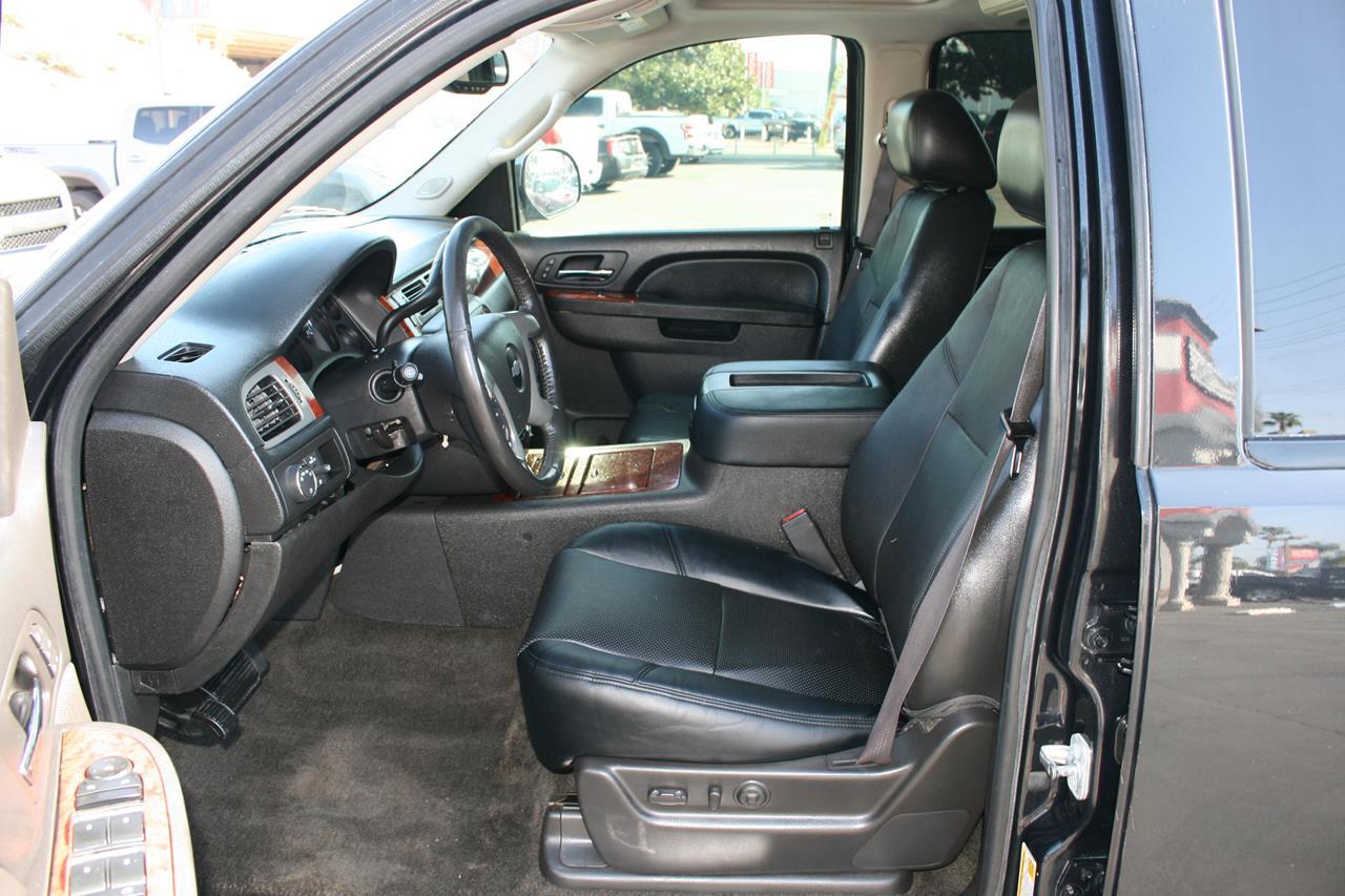 Chevrolet Tahoe 2WD 4dr 1500 LTZ 2012