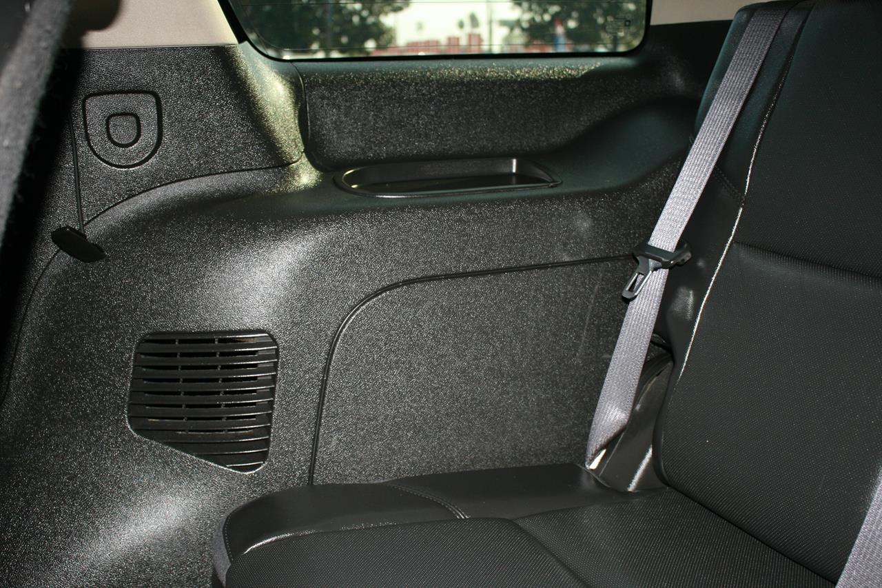 Chevrolet Tahoe 2WD 4dr 1500 LTZ 2012