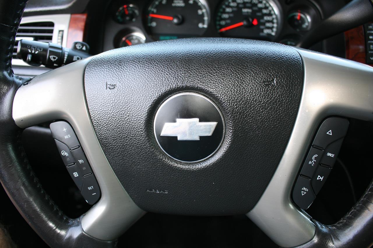 Chevrolet Tahoe 2WD 4dr 1500 LTZ 2012