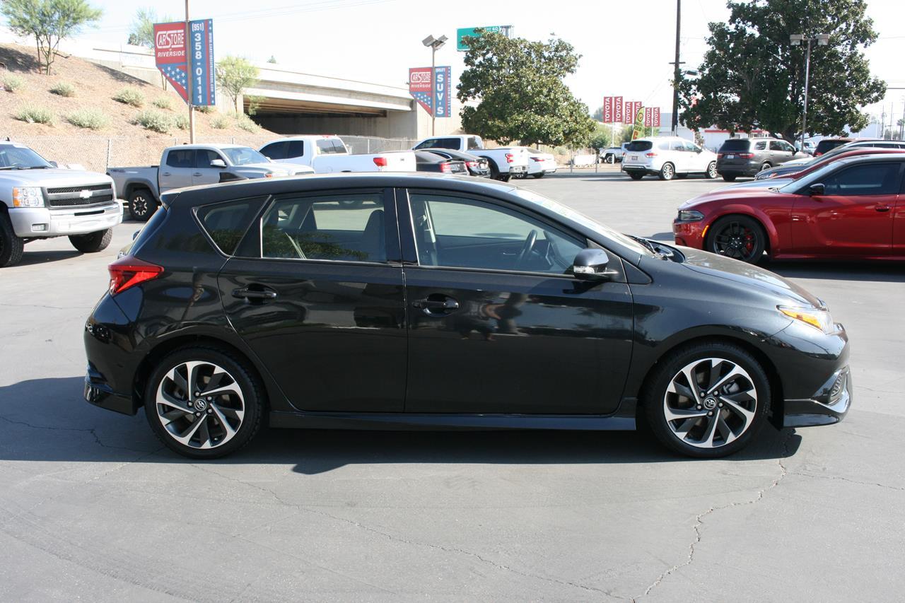 Toyota Corolla iM CVT (Natl) 2018